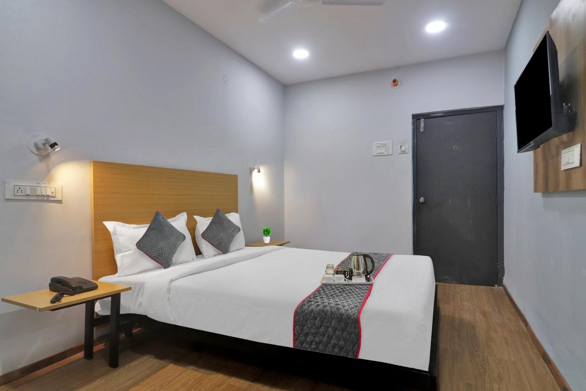 Hotel Townhouse S Continental Hajdarábád Exteriér fotografie