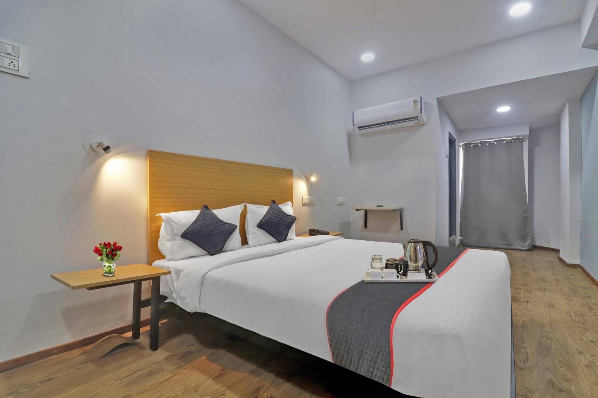 Hotel Townhouse S Continental Hajdarábád Exteriér fotografie
