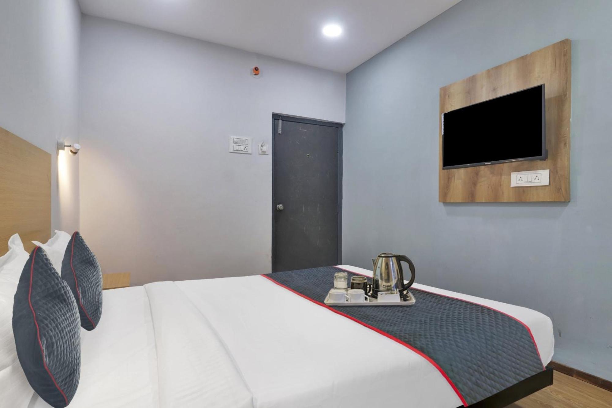 Hotel Townhouse S Continental Hajdarábád Exteriér fotografie